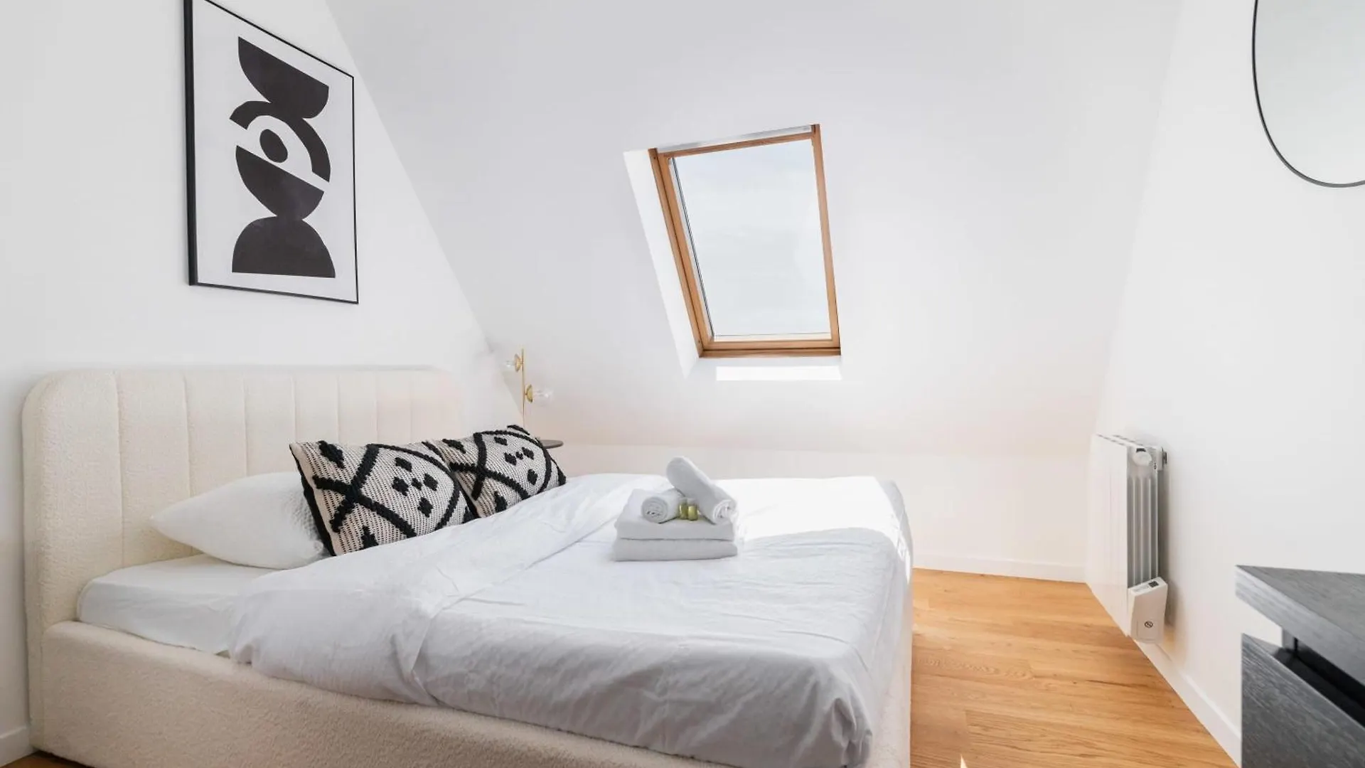 شقة 2 Pieces Refait A Neuf Dernier Etage - Paris 19 - 4P - Flat-Guest فرنسا