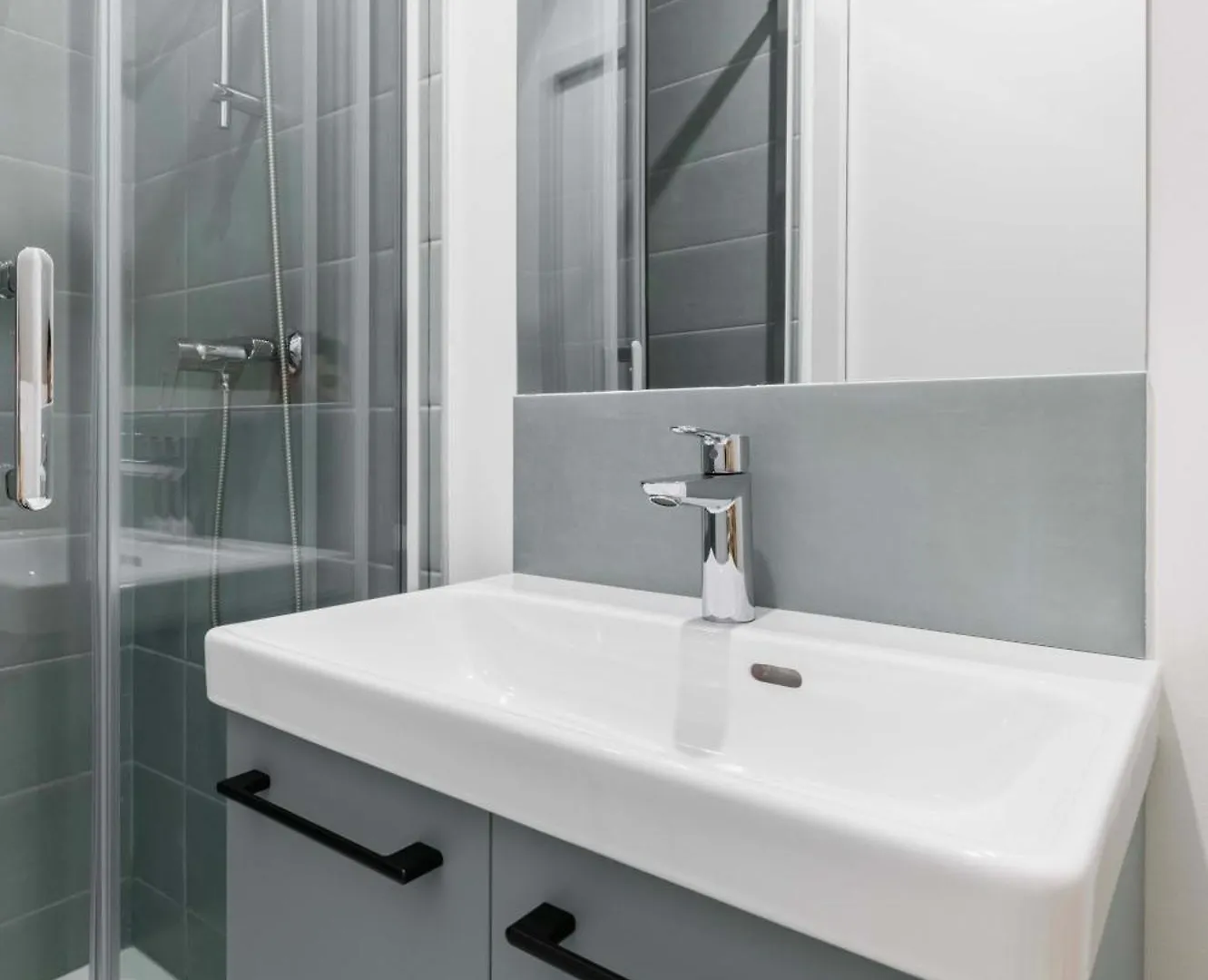 شقة 2 Pieces Refait A Neuf Dernier Etage - Paris 19 - 4P - Flat-Guest